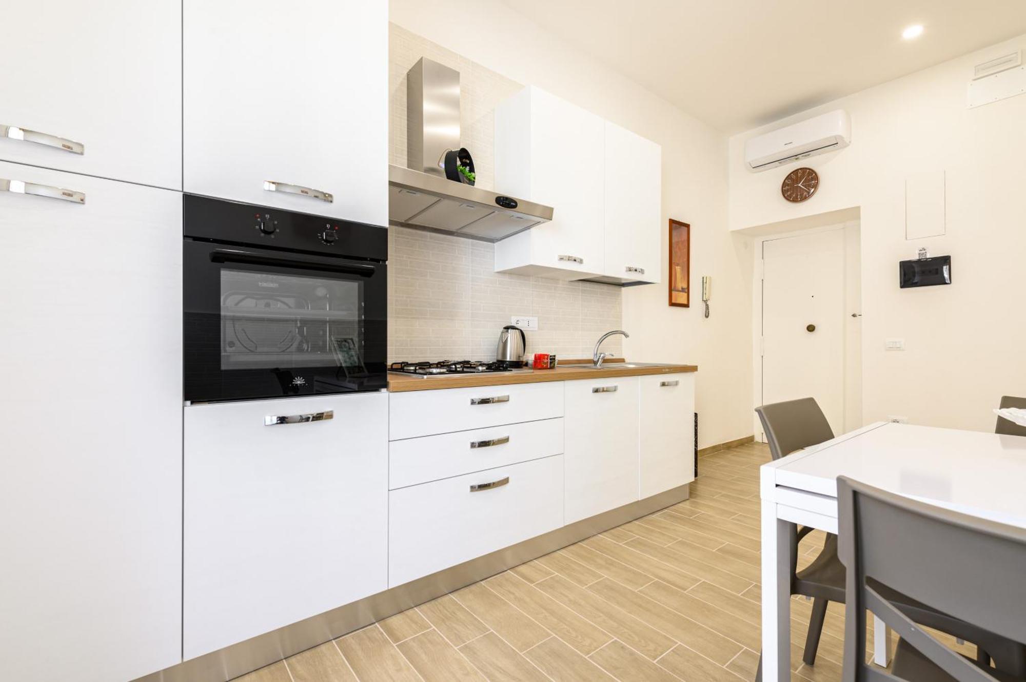 Domus Romeo Appartement Napels Buitenkant foto