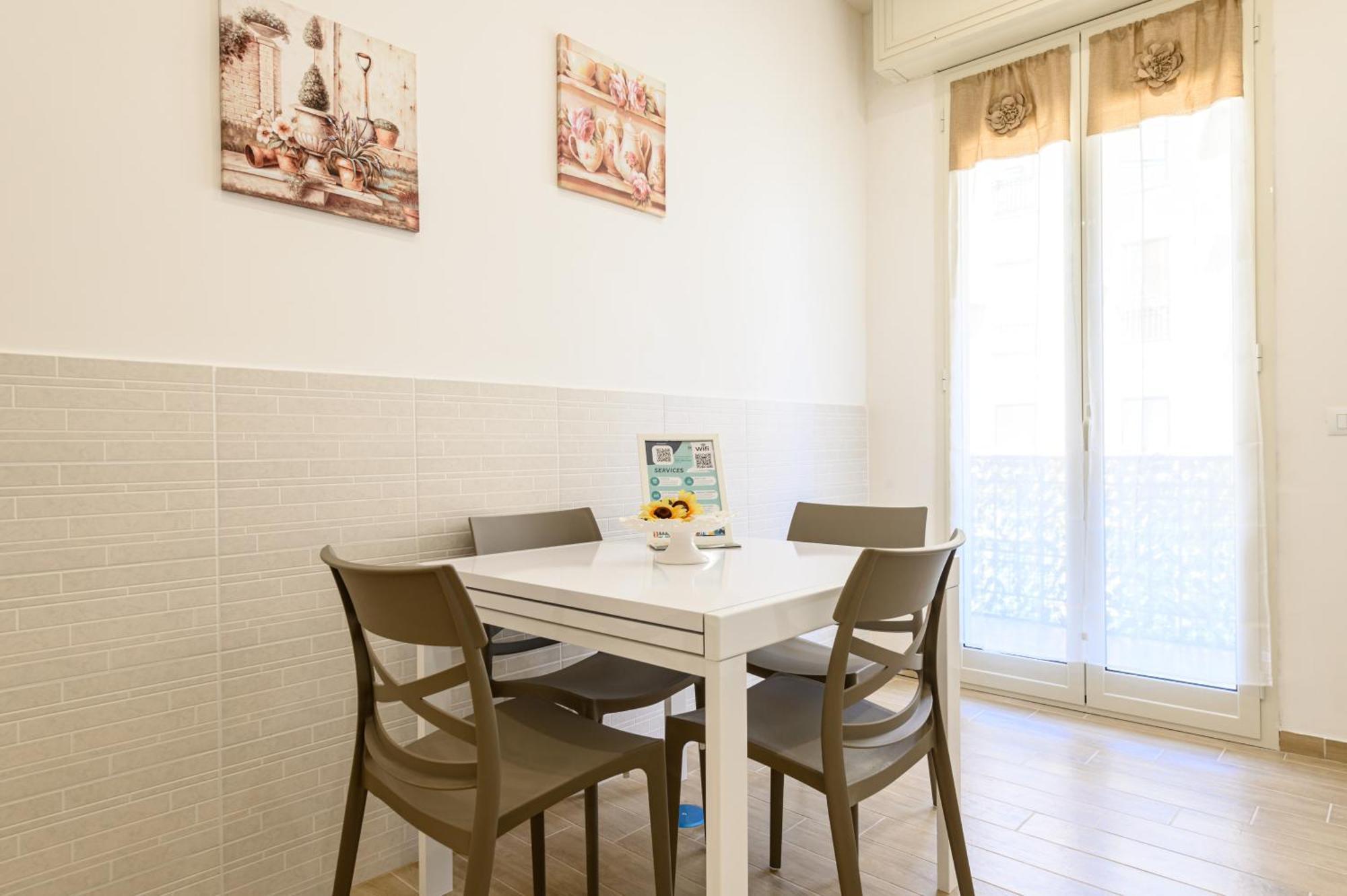 Domus Romeo Appartement Napels Buitenkant foto