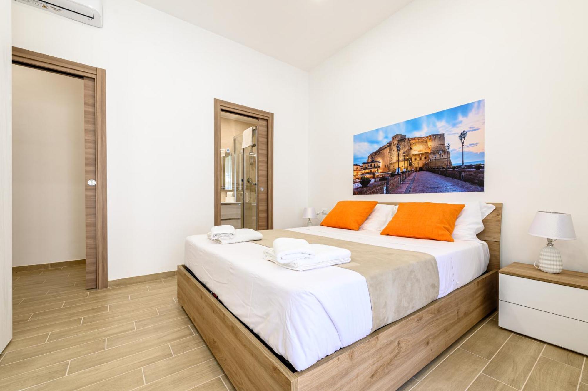 Domus Romeo Appartement Napels Buitenkant foto
