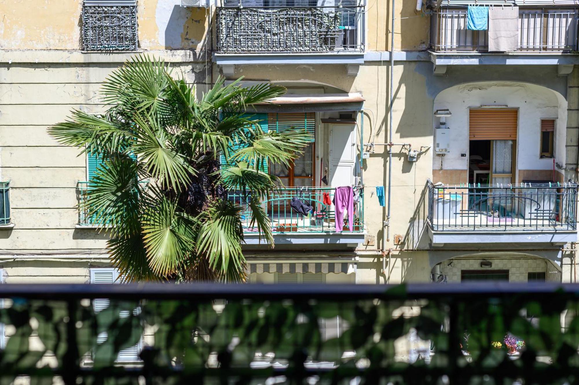 Domus Romeo Appartement Napels Buitenkant foto