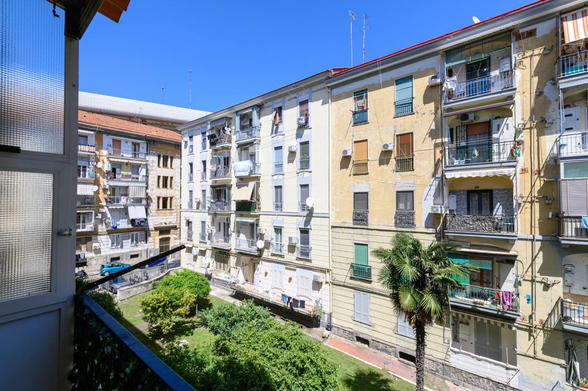 Domus Romeo Appartement Napels Buitenkant foto